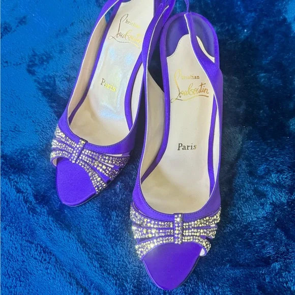 Louboutin BRAND NEW w Box Satin & Swarovski Heels - Picture 1 of 5